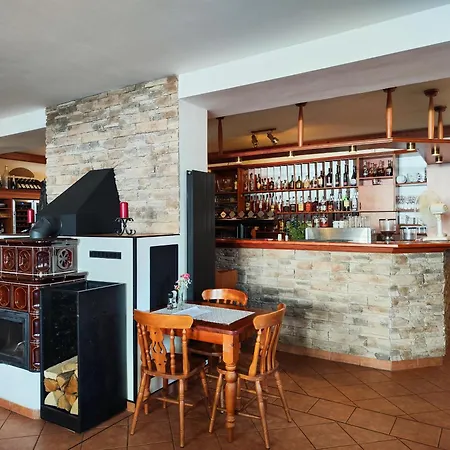 Restaurace Na Poste 3* Strašice