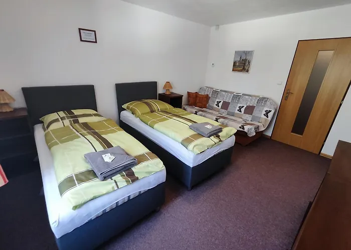Restaurace Na Poště Affittacamere 3*